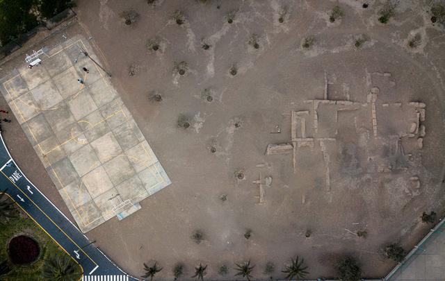 FOTO 8 | En ese sentido, el arqueólogo Krzysztof Makowski, de la Universidad de Varsovia, y que excava desde hace 30 años en Perú, sostiene que un mayor presupuesto no es lo único que se requiere para afrontar el problema. "No solo hay que construir museos, también hay que formar a la gente que trabajará allí. El museo tiene que investigar, lo mismo las universidades. Cuando existe ese tipo de personas es más fácil proteger el patrimonio", concluye el especialista.