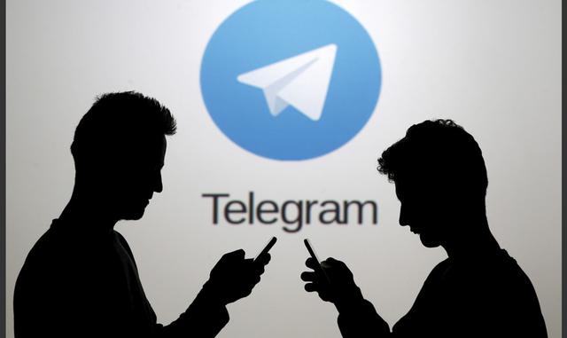 FOTO 4 | Adalid de la confidencialidad: Gracias a un complejo sistema de cifrado, Telegram es un gran impulsor de la libertad de internet y de la confidencialidad de sus usuarios. La aplicación tuvo un éxito fulgurante dentro del contexto de las revelaciones del exanalista de los servicios de inteligencia estadounidenses Edward Snowden sobre la red de vigilancia mundial. Snowden se refugió en Rusia y Pavel Dourov propuso contratarlo a su llegada a Moscú en 2013. (Foto: Difusión)