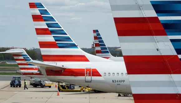 Varios aviones de American Airlines en el Ronald Reagan National Airport de Washington. (Foto: REUTERS/Joshua Roberts)