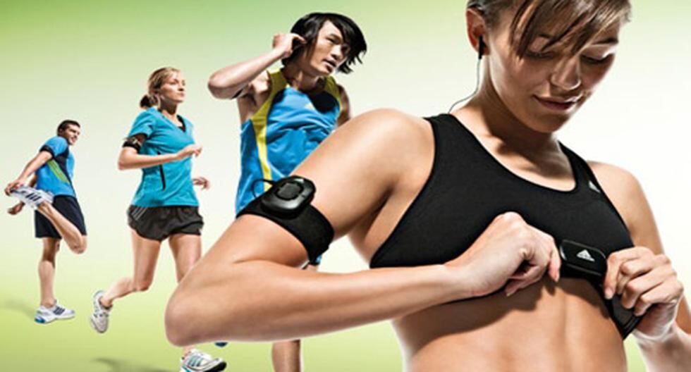 Fitness data. Гаджеты для занятия спортом. Информационные технологии в спортивной экипировке. Виджет спорт. Спортивные датчики движения спортсменов.