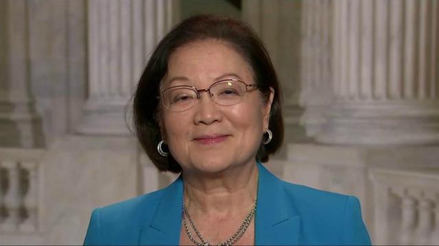 FOTO 5 |Mazie Hirono. Primera mujer asiática-estadounidense elegida para el Senado de los Estados Unidos. Es el único inmigrante en el Senado de los Estados Unidos actualmente.