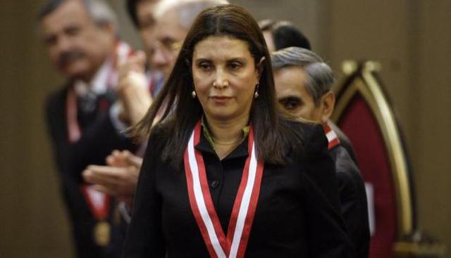 Ana María Aranda. Cargo: Juez supremo y actual jefa de la OCMA. Vinculación: Su hija, Leslie Mayorga trabajó en el JNE. Según Panorama ganó una beca en España, pese a no cumplir los requisitos.