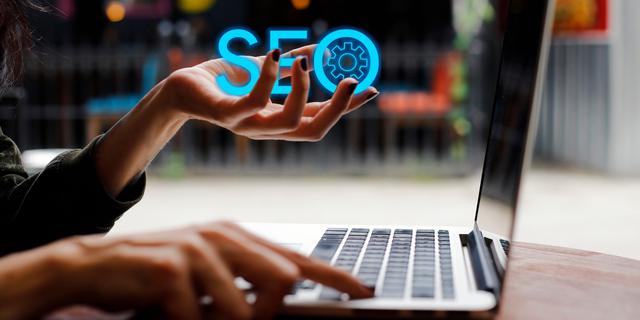 FOTO 7| 7.- Expertos en SEO, SEM y Social Media (Foto: iStock)