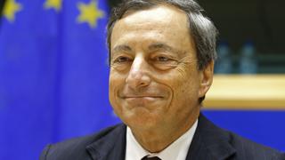 Draghi: Zona euro podría experimentar un período largo de baja inflación