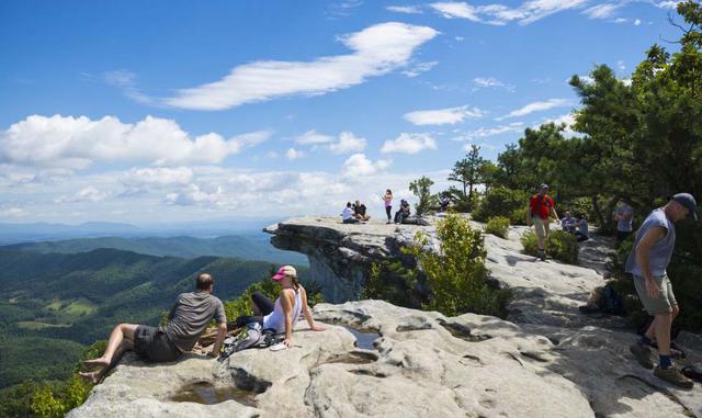 FOTO 8 | ABRIL. Sendero de los Apalaches (Estados Unidos). Son necesarios unos seis meses, coraje y mucha resistencia para completar los 3.525 kilómetros del Sendero de los Apalaches, pero como toda ruta senderista mítica tiene sus temporadas altas. Los ú