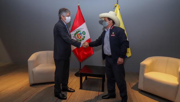 “Agradezco la visita del presidente de Ecuador, Guillermo Lasso" señaló Castillo. (Foto: Twitter)