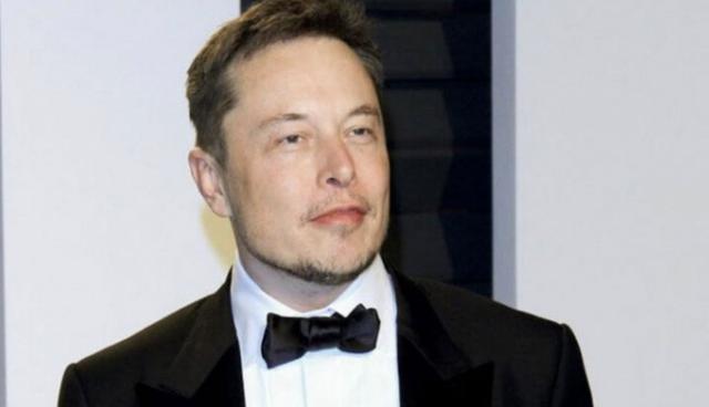 FOTO 5 | 5. Elon Musk: Fundador, Tesla y SpaceX. Durante su campaña presidencial, Mitt Romney dijo que Tesla era una empresa perdedora. Elon Musk replicó que Romney tenía “razón sobre el objeto de su declaración, pero no sobre el sujeto”. Sarah Palin tuvo el mismo sentimiento en 2013. Ese mismo año, Motor Trend nombró al Tesla S el auto del año. Fue el primer auto eléctrico en recibir ese reconocimiento.

Musk tenía confianza en Tesla y no dejó que las burlas de esas figuras políticas pusieran en duda sus creencias. Aunque los otros te juzguen, Musk demostró que no puedes permitir que las críticas guíen tus decisiones. Ignorarlas te libera para perseguir tus sueños en lugar de gastar energía preocupándote. (Foto: Shutterstock)