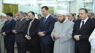 Presidente de Siria aparece en público por primera vez en un mes