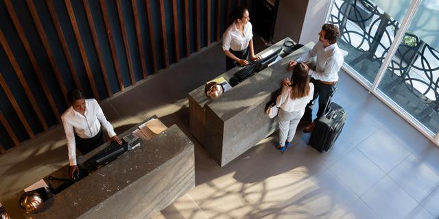 FOTO 3 | Hasta el momento se ha postergado el 10% de reservas hoteleras por coronavirus, según señaló Juan Stoessel, gerente general de la cadena hotelera Casa Andina. "El público está pasando sus reservas para junio o julio", señaló. (Foto: iStock)