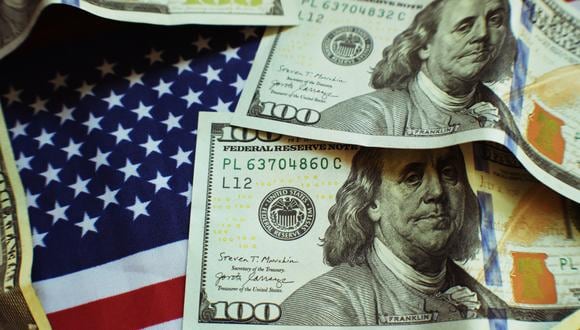 “Para que el dólar se debilite, la Fed tiene que estar más preocupada por el crecimiento que por la inflación, y todavía no estamos ahí”, afirmó Michalis Rousakis, estratega de divisas del G10 en Bank of America Securities.