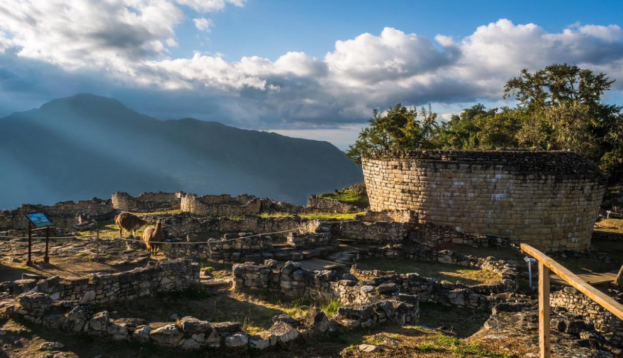 La fortaleza de Kuélap, ubicada en la región Amazonas, apunta a convertirse en el segundo destino más visitado en el Perú después de Machu Picchu.