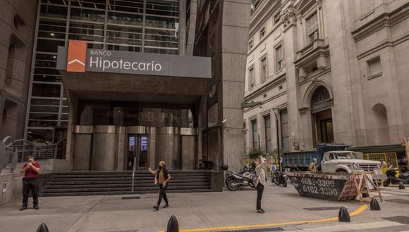 Una sucursal bancaria del Banco Hipotecario en el distrito financiero de Buenos Aires, Argentina, el miércoles 29 de marzo de 2023.