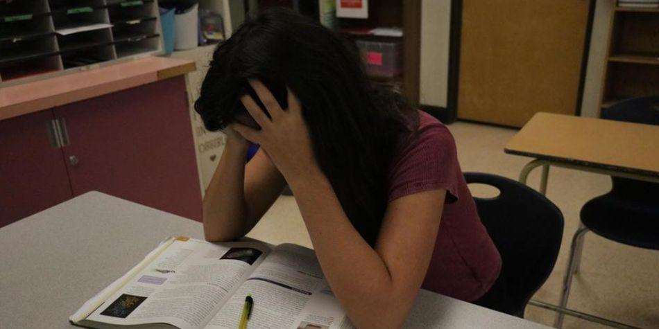 El error que comete la mayoría de estudiantes a la hora de estudiar es hacerlo encerrado en su cuarto. (Foto: MorgueFile)