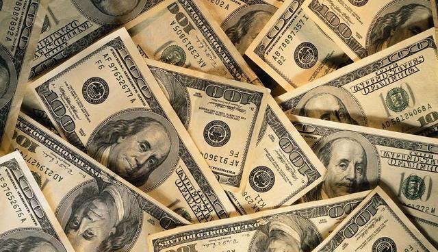 FOTO 4 | El salario promedio en Estados Unidos es de US$ 56,516, a Jeff Bezos le tomaría 46 segundos ganar ese monto, mientras que Bernard Arnault ganaría la misma cantidad en 59 segundos. A Gates, Zuckerberg y Buffett les tomaría más de un minuto. (Foto: Difusión)