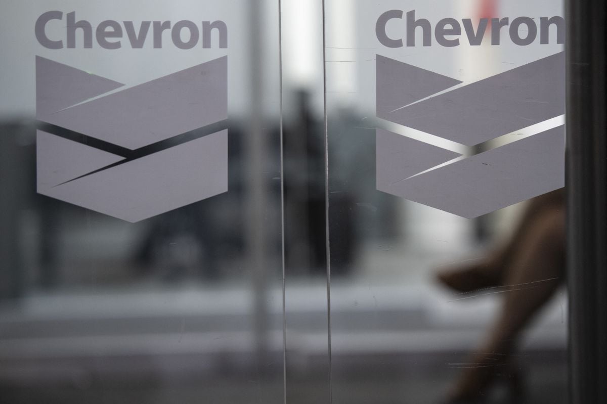 Chevron raises its annual share buyback target to $20 billion