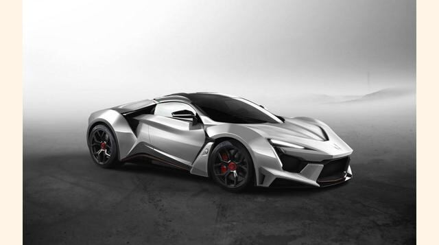 Fenyr SuperSport. Presentado por el fabricante de autos W Motors con sede en Dubái. Cuenta con un diseño futurista y un cuerpo aerodinámico hecho en fibra de carbono. Registra una velocidad máxima de 400 km/h y acelera de 0 a 100 km/h en menos de 2.7 segu
