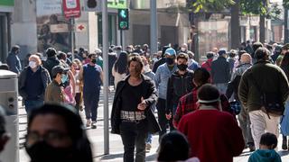 Economía de Chile cae 14.1% en segundo trimestre, reporta su banco central 