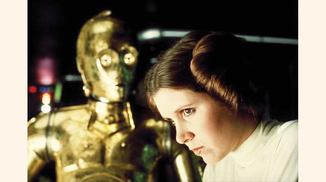 En el set de Star Wars, con Anthony Daniels (C-3PO). (Foto: Lucasfilm).