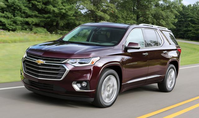 FOTO 14 | SUV mediano: Chevrolet Traverse. Es una SUV equipada con un motor de 6 cilindros de 3.6L, que da una potencia de 286 HP @ 6, 300 rpm.