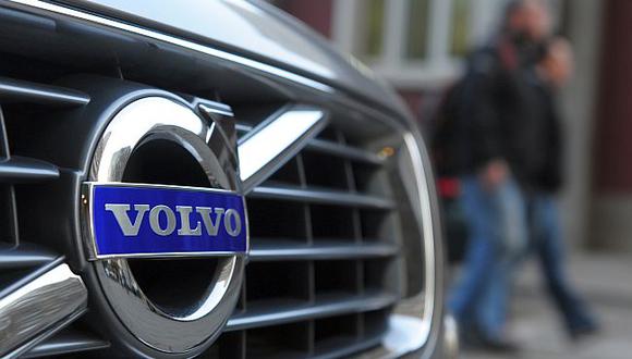 A finales de marzo, el grupo Volvo empleaba a unas 99,000 personas (incluidos trabajadores temporales y consultores).