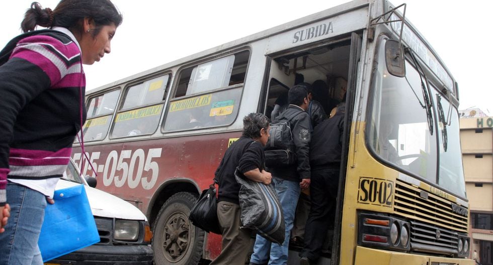 Choferes de transporte público sin SOAT o revisión técnica recibirán de 1 a 3 años de cárcel tras modificación de ley publicada en Decreto Supremo. (Foto: Andina)