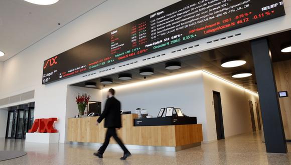 Si bien el volumen en Zúrich aumentó, los costos de negociación de las acciones suizas de mediana y pequeña capitalización aumentaron alrededor del 20% poco después de que la UE dejase de reconocer a SIX Swiss Exchange AG, según Virtu Financial Inc.