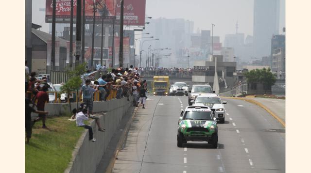 Para la edición 2016 del rally Dakar se esperan tres millones de espectadores a nivel mundial y quienes podrán apreciar al Perú, que regresa a ser parte de esta competencia, según Mincetur.