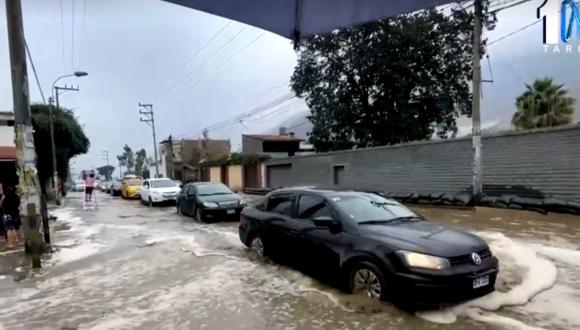La quebrada Los Laureles en Chaclacayo se activó y genera inundaciones de calles, avenidas y viviendas. (Captura: Canal N)