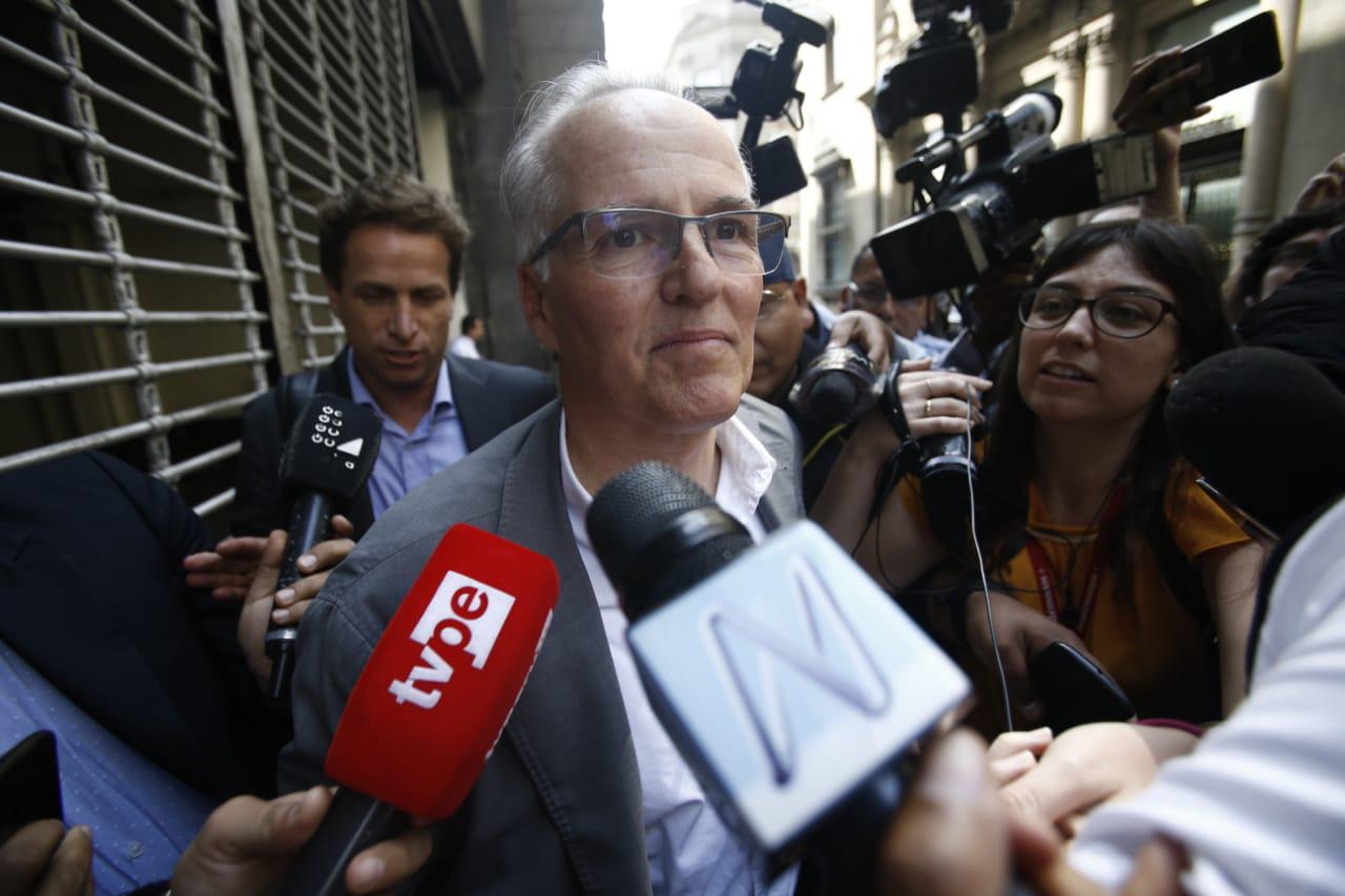 Carlos Rodríguez Pastor, presidente de Intercorp Perú, acudió a declarar a la fiscalía esta mañana. (Foto: GEC)