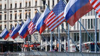 EE.UU.: muchas promesas de cortar lazos con Rusia, incumplidas