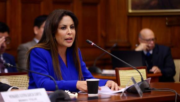 Patricia Chirinos indicó que la comisión de Defensa citará al ministro de Justicia, Eduardo Arana, y al jefe del INPE, Javier Llaque Moya.