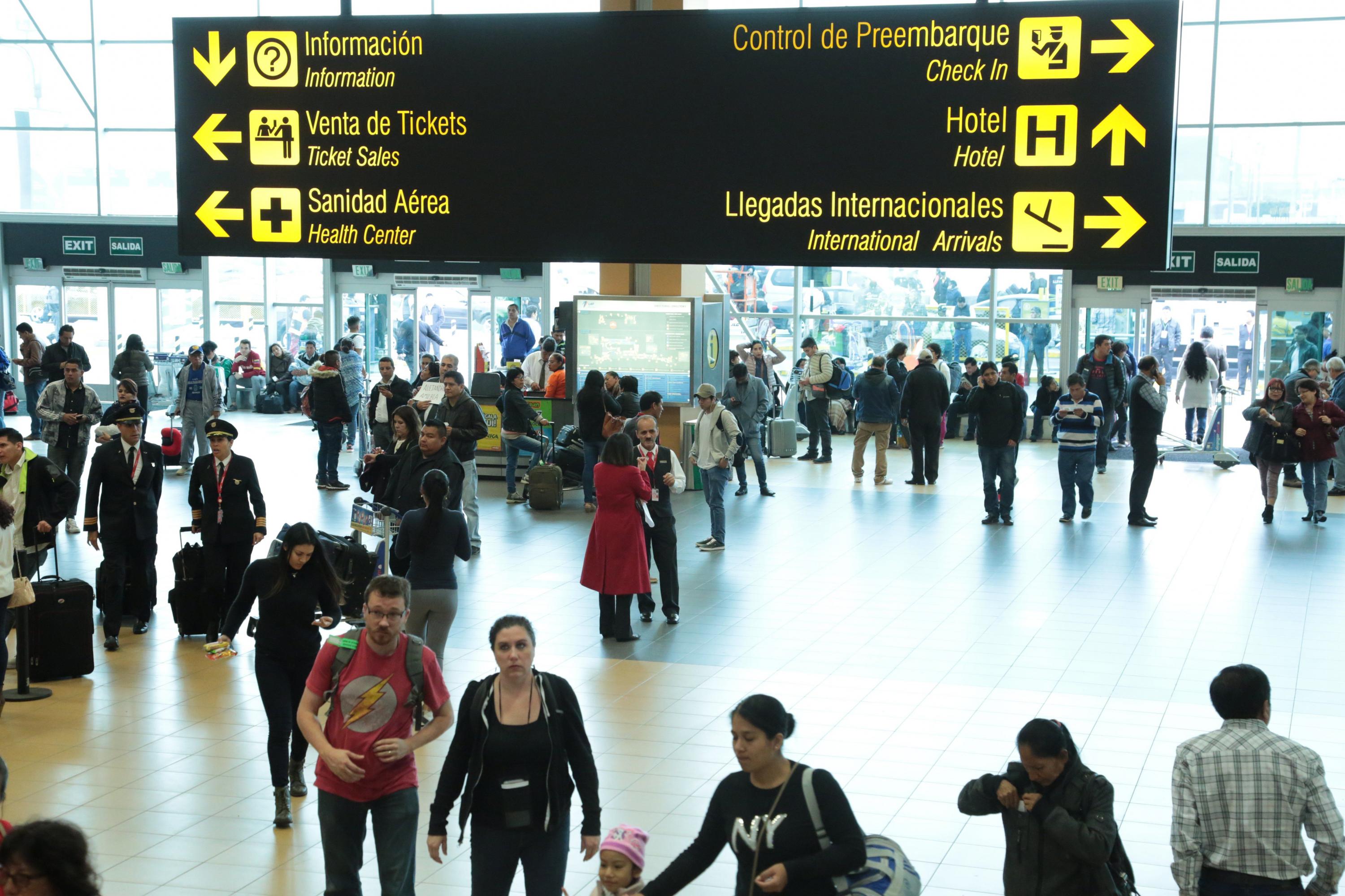 Indecopi realizó también cuatro supervisiones presenciales en el Aeropuerto Jorge Chávez debido a reprogramaciones y cancelaciones de vuelos de Peruvian Air Lines.&nbsp;(Foto: GEC)