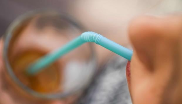 Sorbetes plásticos (Foto: AFP)