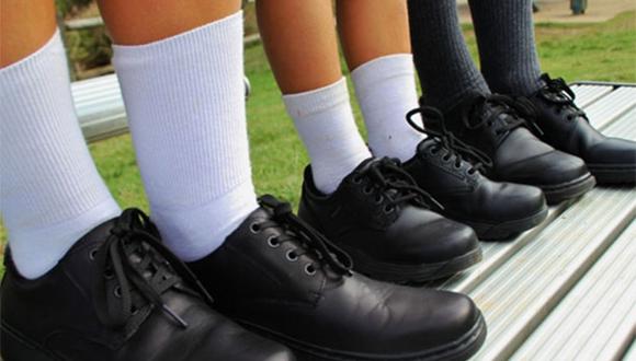 Desde hace siete años productores ya no tienen la demanda que tenían en el pasado cuando el uniforme escolar en los colegios públicos sí era obligatorio. (Foto: Andina)