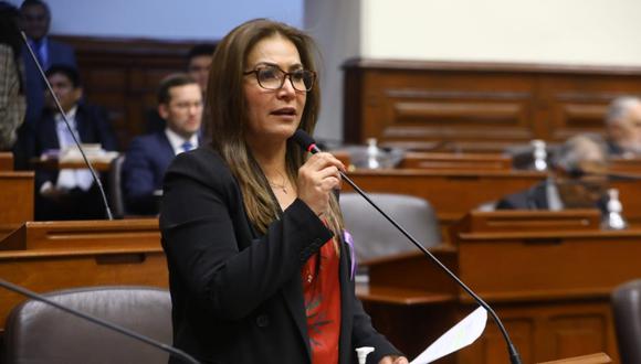 La legisladora Magaly Ruíz precisó que, para lograr la propuesta planteada, se deberá modificar el artículo 95 de la Constitución peruana. (Foto: Difusión)