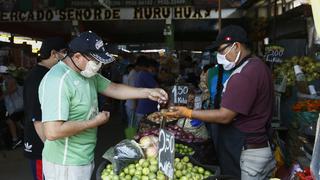 Productores y trabajadores de abastecimiento de alimentos deberán tramitar su pase laboral