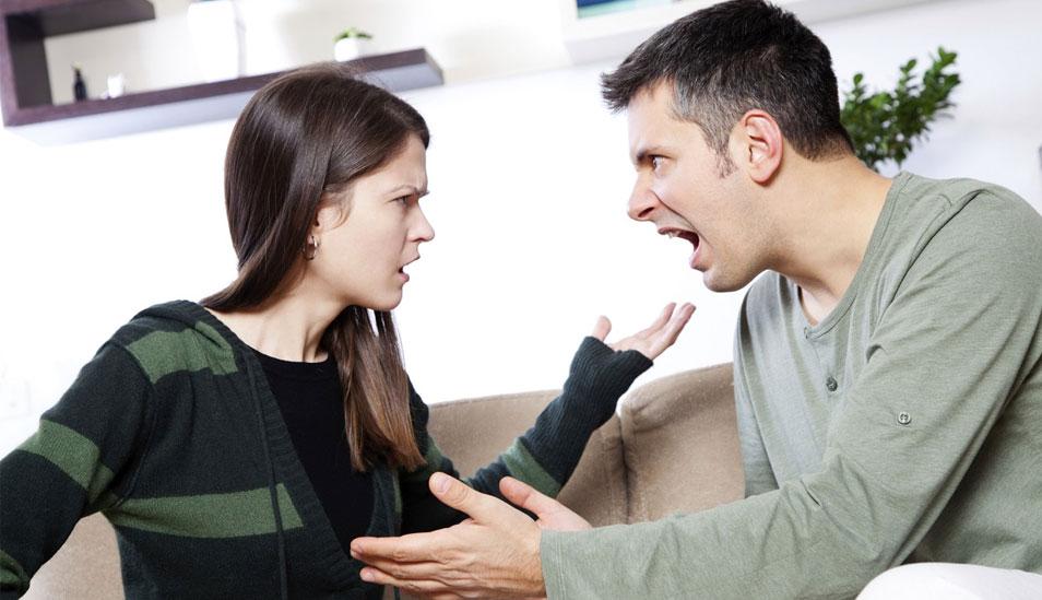 FOTO 1 | 1. Sé civilizado. Contrario a lo que tu profesor de debate te dijo, las peleas no son racionales. Respeta la perspectiva de la otra persona sin importar lo ridículo que suene. “Cuando la gente tiene su valor validado de alguna manera, tiende a ser más receptiva a la información que reta sus creencias”, dice el psicólogo político Peter Ditto. Cuando estableces esa conexión emocional, puedes pensar de manera lógica. (Foto: Difusión)