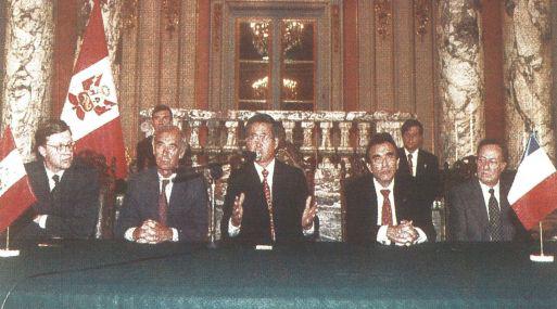 El presidente Fujimori destacó la suscripción de un crédito por US$ 10 millones con el gobierno francés para la ejecución de proyectos de agua potable.