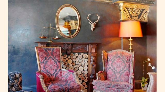 The Culver Hotel, California (EEUU). Puntuación: 4,6/5. Este hotel de cuatro estrellas, ubicado en la ciudad de Culver, fue construido en 1924 y perteneció en su día a John Wayne. Es por ello que no faltan referencias al cine clásico en sus 46 habitacione