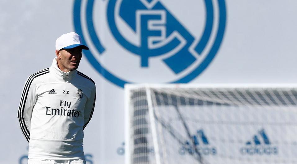 Zinedine Zidane dirigió su primera práctica como entrenador de Real Madrid. (Foto: Real Madrid)