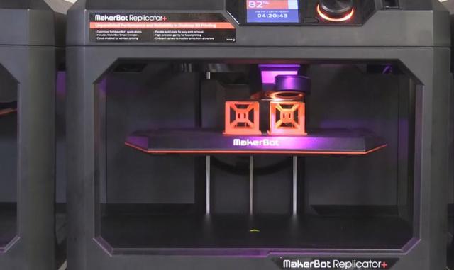 FOTO 5 | Abren laboratorio en Miami para crear prótesis con impresoras 3D. La firma médica Johnson & Johnson inauguró junto a la Universidad de Miami un laboratorio para crear prótesis con impresoras 3D. El proyecto, cuyo valor se acerca a los 4 millones 