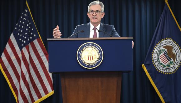 Las palabras de Powell contrastan con la insistencia del presidente Donald Trump por mayores recortes en el precio del dinero y su reiteradas críticas a la Fed, a la que ha acusado de suponer un obstáculo a la expansión económica. (Foto: AFP)