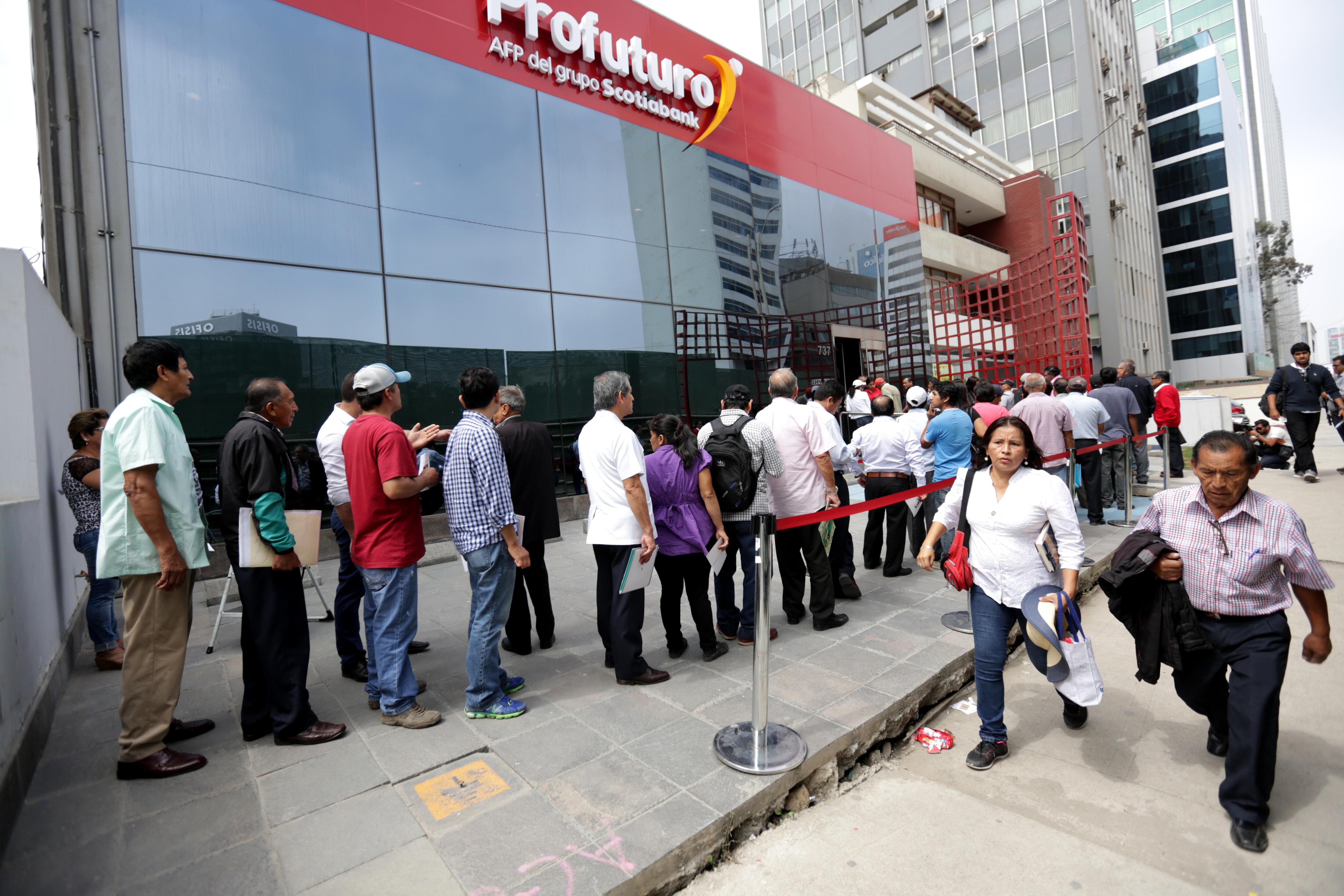 Las AFP se han visto golpeadas por el coronavirus. (Foto: GEC)