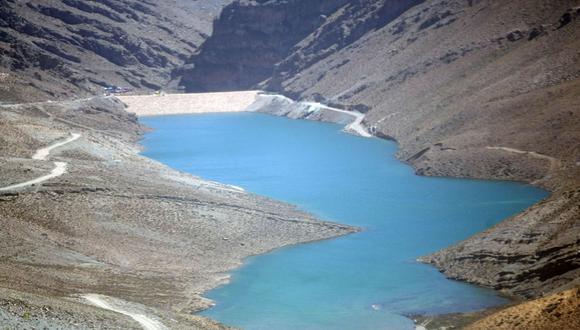 Construcción de represa requerirá una mayor inversión que los US$ 100 millones de presupuesto planeado para la planta de desalinización. Espera que Gobierno acepte planteamiento. Foto: Andina