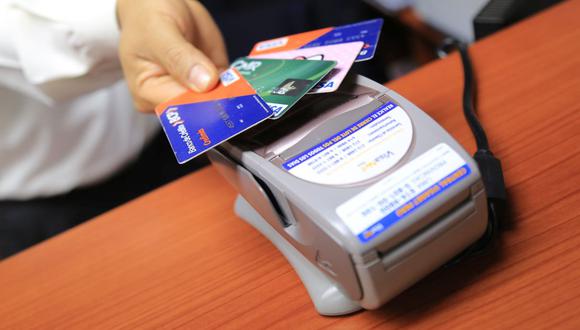 "El cliente sabe que en este momento no tiene la capacidad de pago suficiente para tomar mucho crédito", advierte BCP. (Foto: GEC)