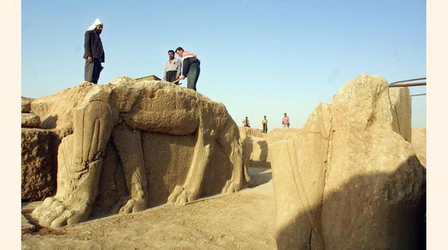 Nimrud, Iraq. Antigua ciudad asiria que albergaba un gran número de piezas y monumentos históricos. Luego de la invasión norteamericana en el 2003, el sitio ha sido saqueado y muchas de las piezas robadas se encuentran en museos en el extranjero. (Foto: C