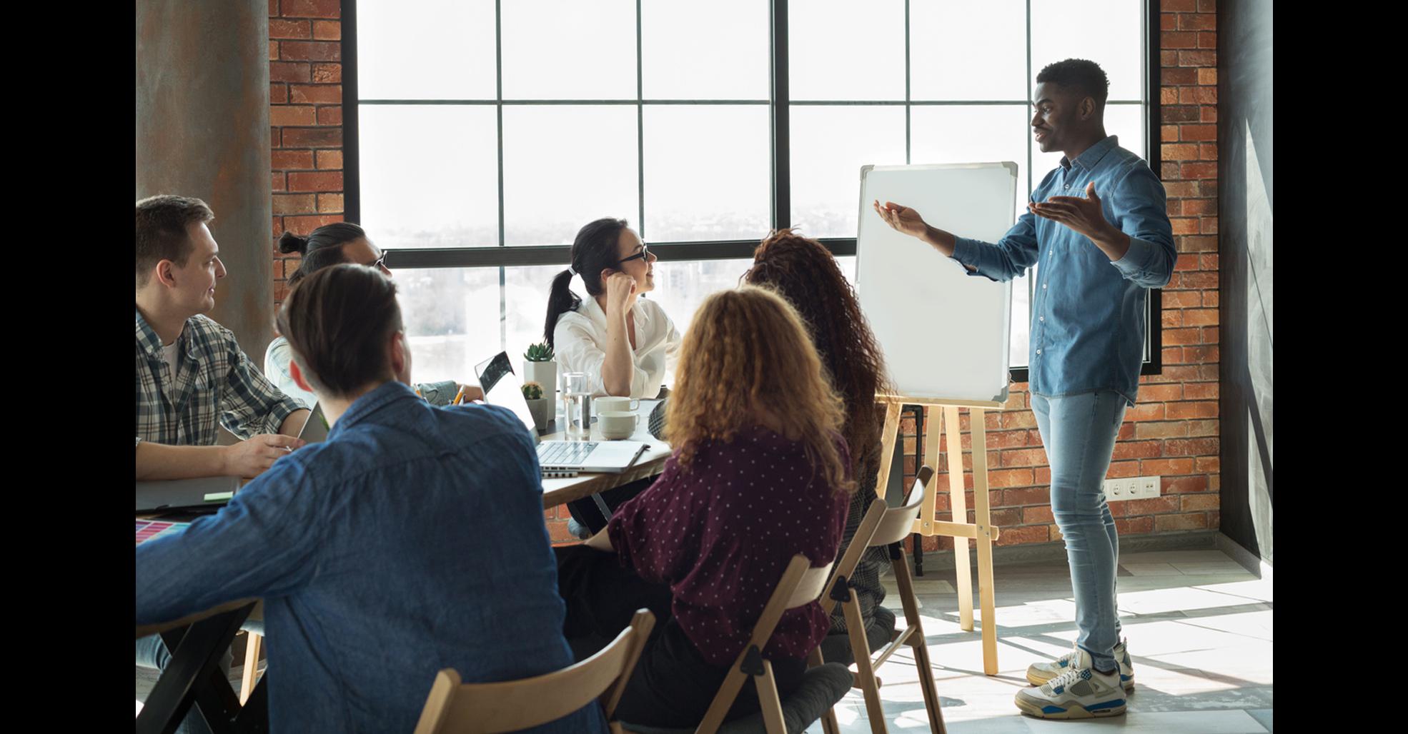 De no cumplir con la normativa vigente sobre prevención y sanción del hostigamiento sexual, las empresas podrán ser sancionadas hasta con 45 UIT. (Foto: iStock)