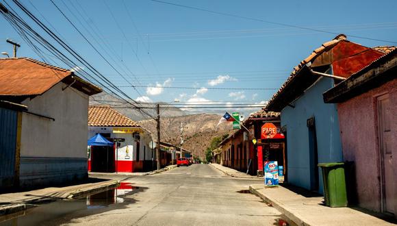 Una calle en Putaendo, Chile.
