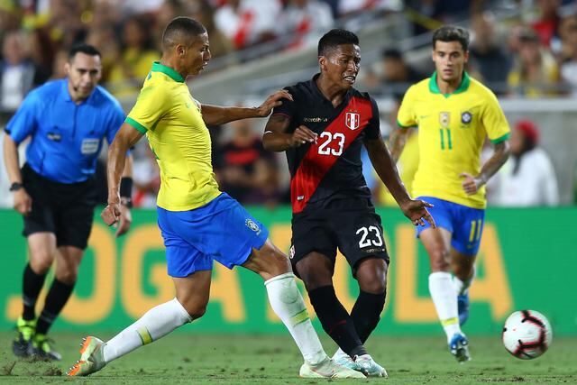 Foto 8 | A su lado se ubica Pedro Aquino, del León de México, que está valorado en € 1.5 millones, en contraste con los € 200,000 de 2015. (Foto: GEC)