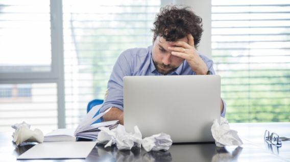 Existen algunos hábitos que llevan a  las personas al fracaso. (Foto:Freepik)